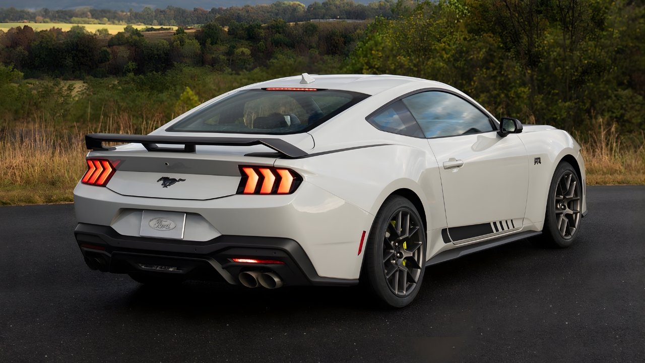 2026 Ford Mustang GT & EcoBoost – What’s New This Year?